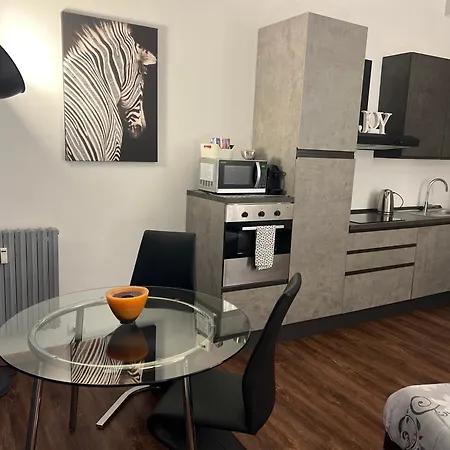 Apartment Milanoflats - New Beautiful Fully Equipped With A View Of Piazza San Camillo - 5 Minutes From Station, M2, M3, Airport Shuttle Milan